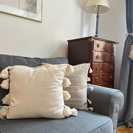 Charming Apartment At Old Town Varşova Dış mekan fotoğraf
